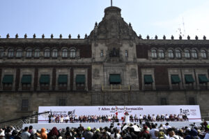 Autoridades estimaron más de 600 mil asistentes en el acto convocado por Sheinbaum para mostrar el respaldo de sus bases