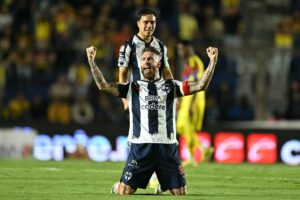 El zaguero español, campeón del mundo, es pieza clave en la estructura de Torrent.