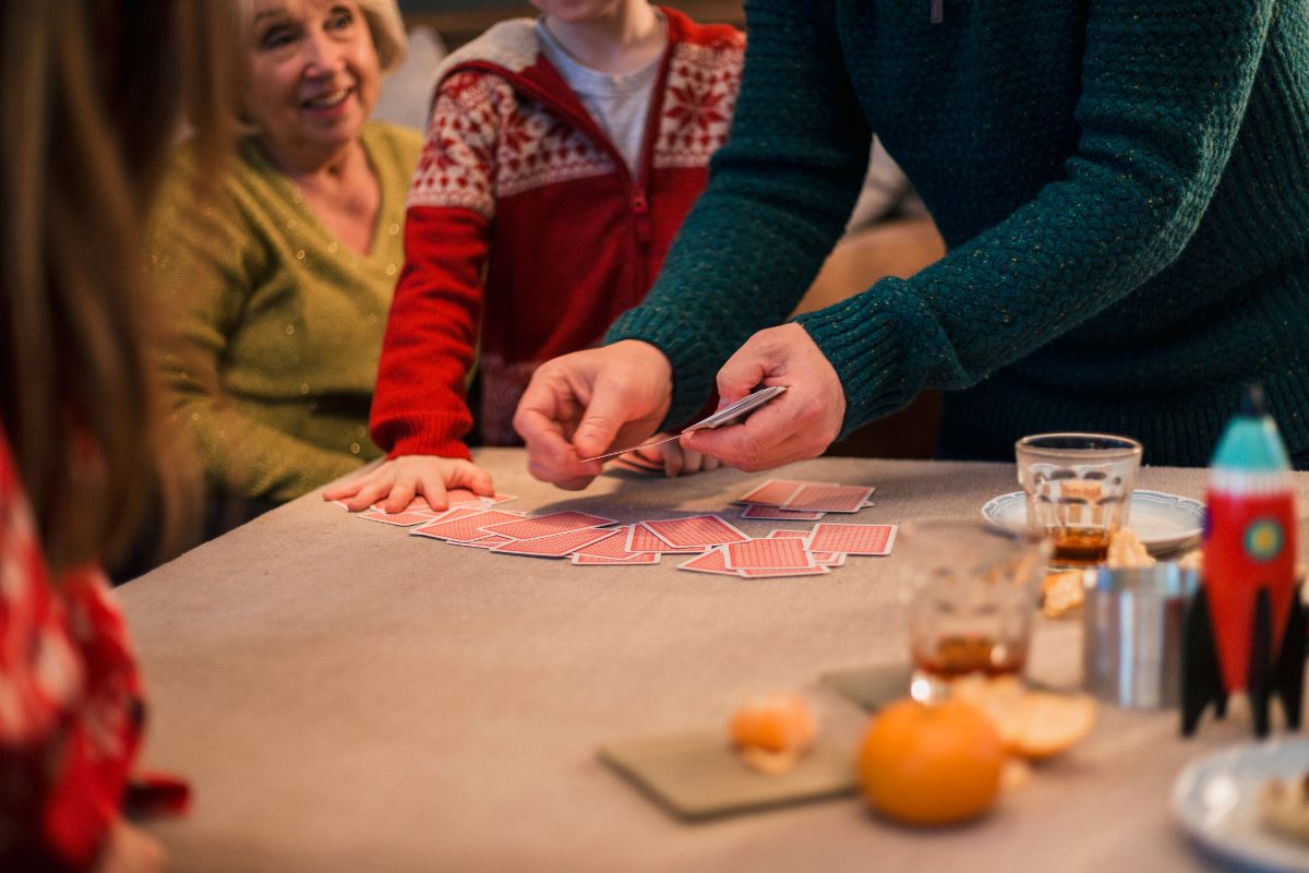 Más Allá de los Regalos: Los Juegos Imprescindibles que Unirán a tu Familia en Navidad