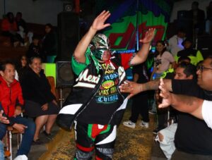 DTU regresa a la Arena Afición con una celebración cargada de castigos, vuelos y brutalidad.