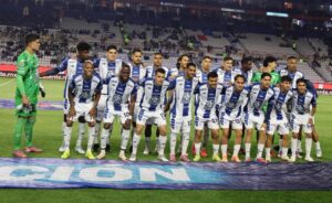 El Real Oviedo busca reforzar su ofensiva con jugadores como Idrissi y Montiel, figuras clave en el Pachuca.