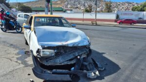 Autoridades acordonaron la zona para atender a los heridos.