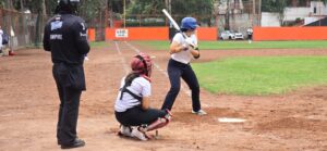 Laura Cortés ya cuenta con experiencia previa en la Liga Mexicana de Softbol