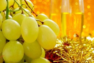 Las 12 uvas a medianoche son uno de los rituales más comunesFoto: Especial