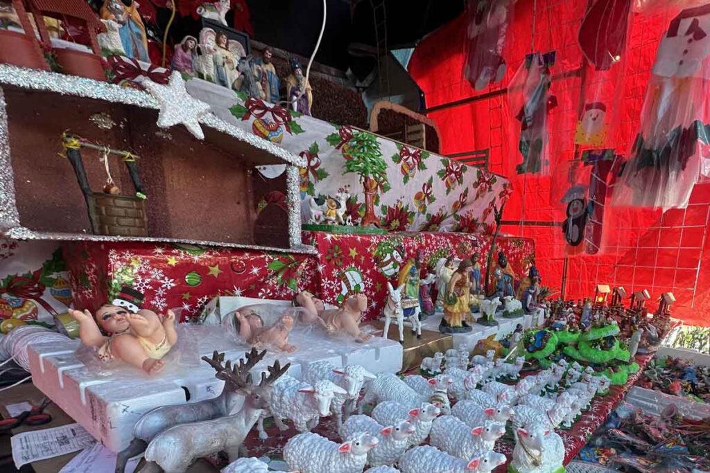 De acuerdo con los comerciantes, cayó 50% la venta de los nacimientos navideños