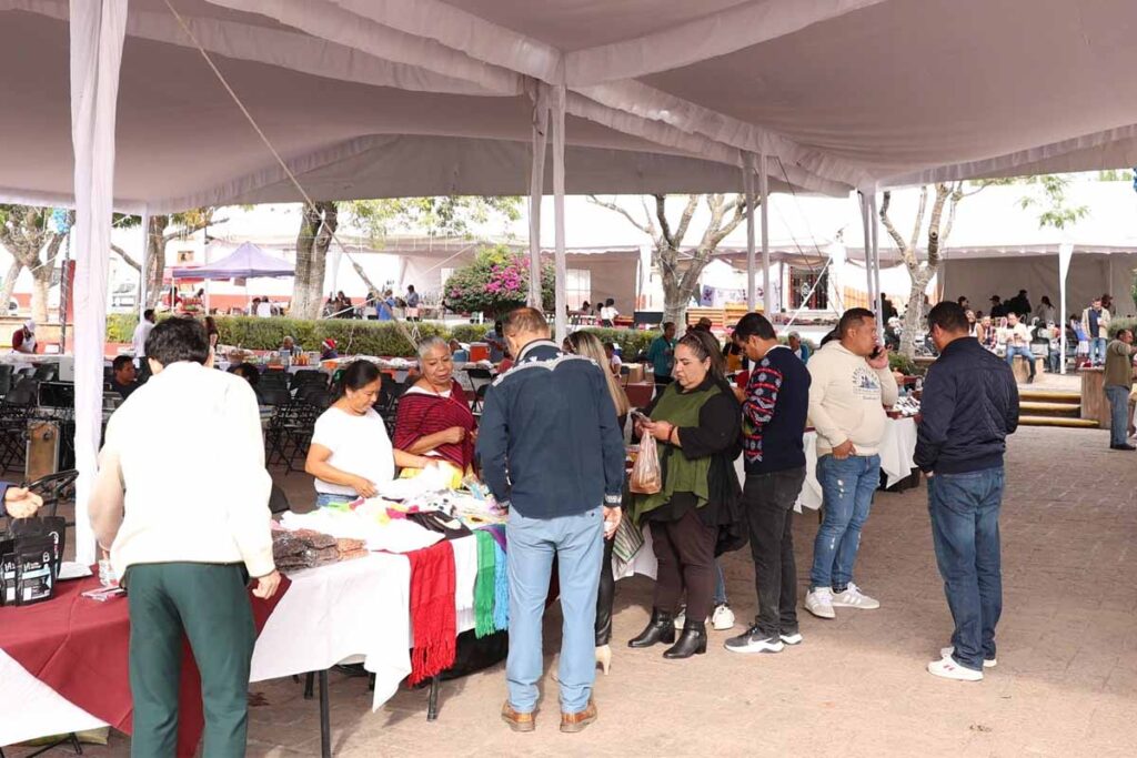 Personas artesanas, panaderas y chocolateras compartieron técnicas ancestrales y creatividad contemporánea en el Festival México: Pan y Chocolate