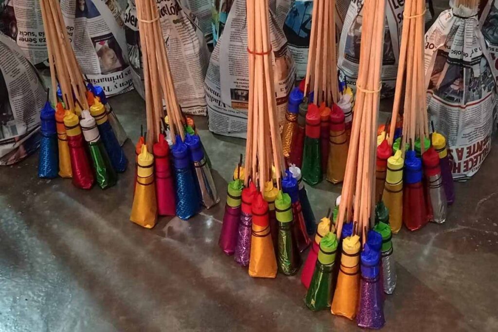 La recomendación a los padres de familia es no permitir que los menores manipulen cohetes sin supervisión y a evitar el uso de artefactos de alto poder que puedan causar daños severos