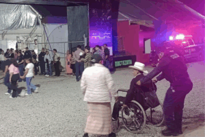 La oficial subrayó la importancia de la vocación de servicio, pese a las exigencias y sacrificios personales que implica la labor policial.
