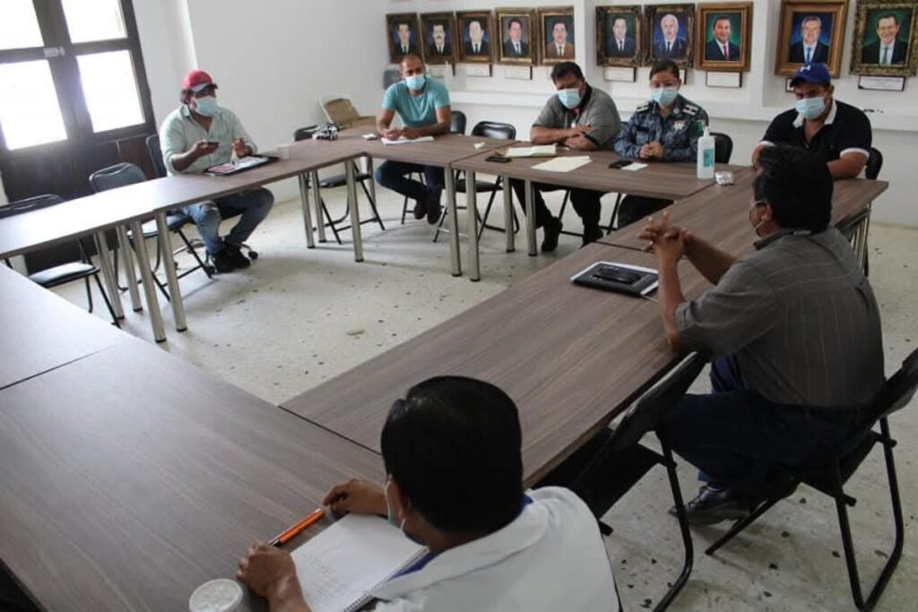 Comerciantes de Huejutla reciben capacitación rumbo al día de la Virgen de Guadalupe