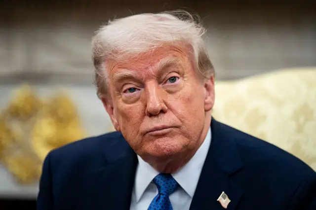 Trump evalúa diversas vías, incluida la intervención militar, para adquirir Groenlandia