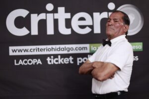 El arbitraje clásico aún tiene representantes en la lucha libre hidalguense.