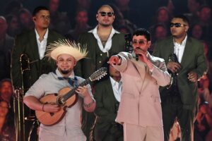 Bad Bunny será el primer artista latino masculino en el medio tiempo del Super Bowl