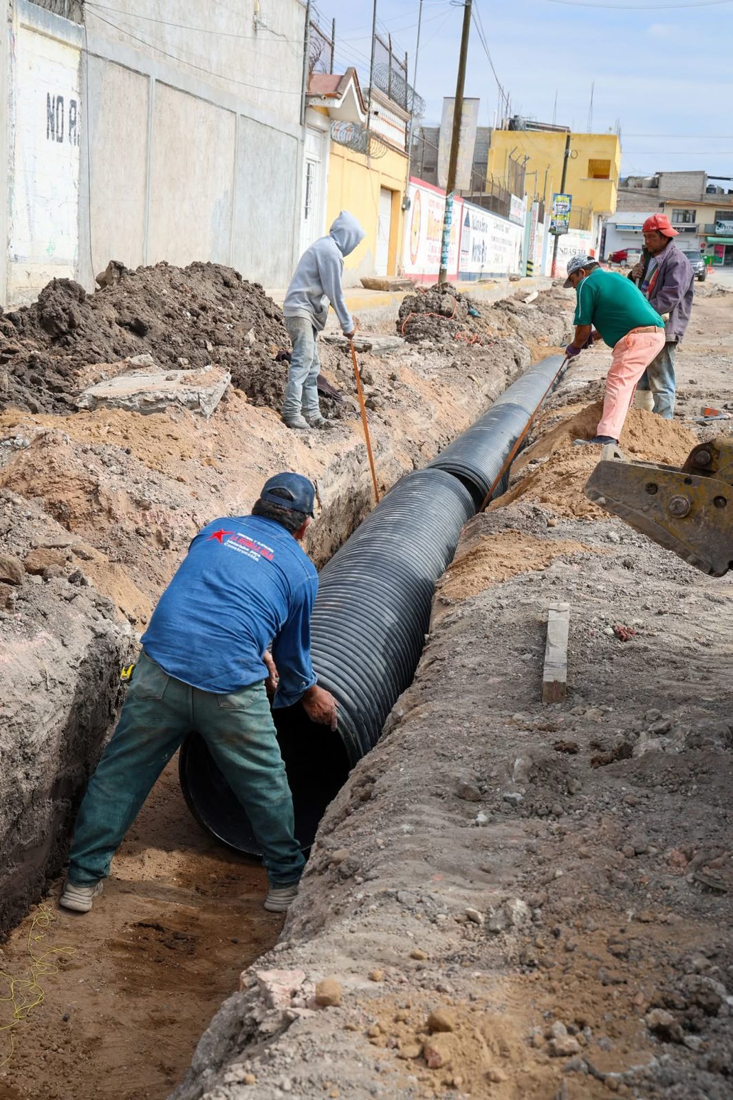La Secretaría de Infraestructura Pública y Desarrollo Urbano Sostenible realizó una supervisión de obras en coordinación con el Gobierno Municipal de Tlahuelilpan 2024–2027