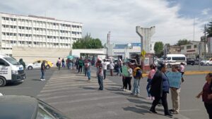 Se duplican los bloqueos por protesta de transportistas en Pachuca