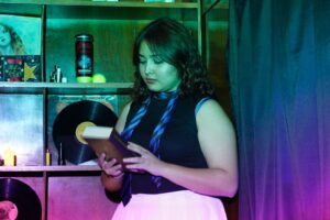 Las siete propuestas escénicas de Petit Teatro exploran emociones, relaciones humanas y reflexiones contemporáneas, fortaleciendo su identidad como un espacio dedicado al teatro independiente y a las narrativas actuales.