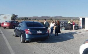 Elementos de bomberos voluntarios del estado atendieron un accidente vial en Zempoala, donde se reportaron cuatro lesionados, incluidos dos menores, tras un choque ocurrido sobre la carretera Pachuca-Sahagún.