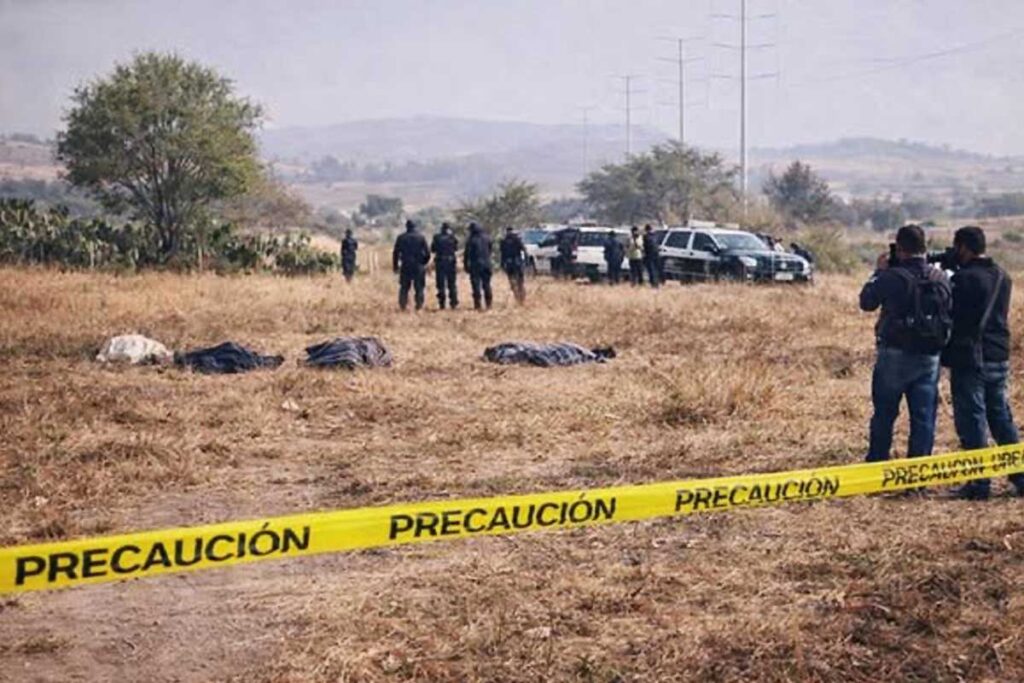 En la comunidad Héroes Carranza de Tula, fueron hallados los cuerpos sin vida de dos mujeres y un hombre