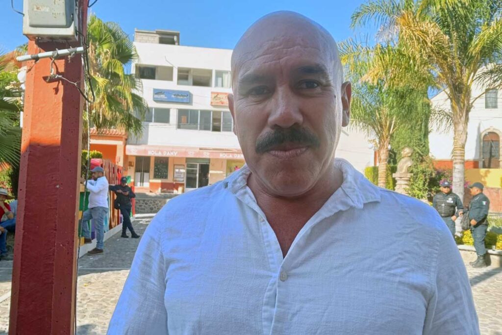El director general de Gobierno en Zacualtipán, Gabriel Nery Hernández, señala que las familias podrían vivir en un lugar seguro y retomar su actividad económica en su localidad