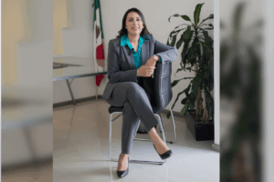 Márquez Parrasales aseguró que fortalecerá el movimiento Mujeres Alianza como espacio de participación política y empoderamiento femenino.