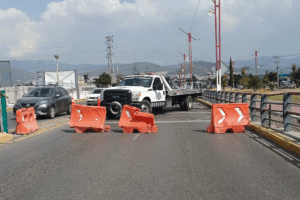 La alcaldía de Pachuca y la Sipdus coordinan acciones para reforzar la seguridad vial, luego de que se han registrado múltiples accidentes en el tramo cercano al Colegio Londres.