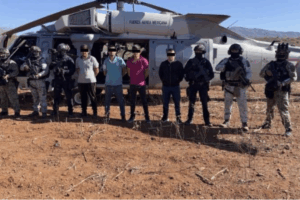 El operativo fue realizado durante la madrugada como parte de una estrategia para reducir riesgos y asegurar a los objetivos prioritarios.