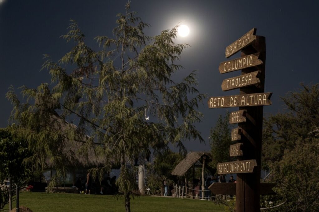 Peña del Aire te deja disfrutar de sus cielos nocturnos: ¿ya conoces la agenda astronómica?