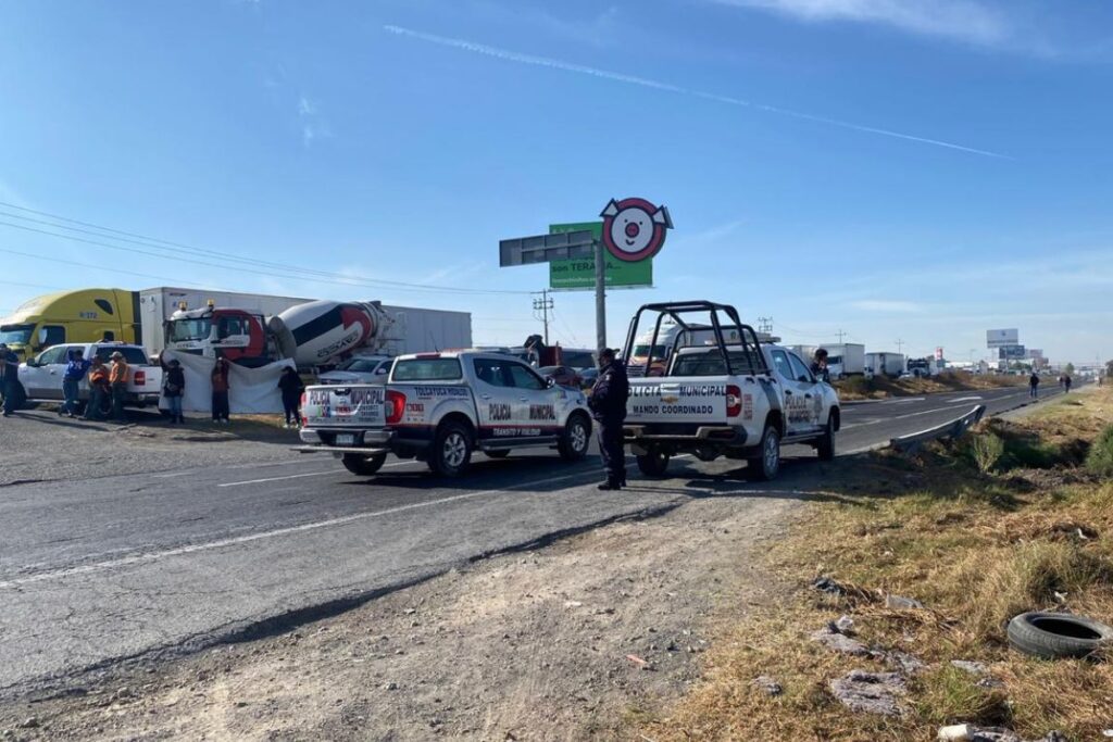 Bloqueos simultáneos colapsan la México-Pachuca; ¿ya puedes circular en estos momentos?