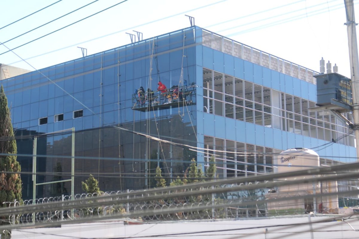 La construcción de las oficinas en donde se ubicaba la Casa del Gobernador se concluirá en agosto | Foto: Juan Martínez