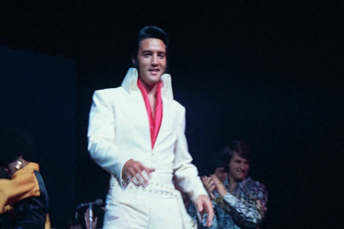 Epic: Elvis Presley in concert