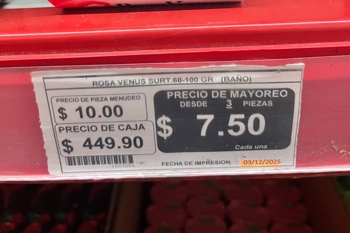 En El Zorro se ofrece precio de mayoreo a partir de tres piezas | Foto: Lizania Zavala