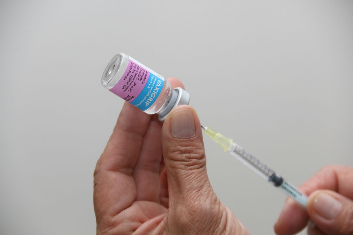 El Cojuve conminó a las instituciones del sector salud a reforzar la inmunización contra el Covid 19 y la influenza | Foto: Especial