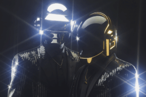 Daft Punk conmemora su quinto aniversario de separación con un nuevo video que ofrece una perspectiva única de