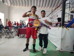 Mauricio Vargas apuesta por formar personas antes que campeones.