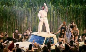 Alex Tovar y su equipo de trabajo estuvieron detrás de la impecable escenografía del show de Bad Bunny