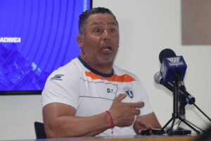 Óscar Torres no se confía: Tuzas van por todo ante Bravas