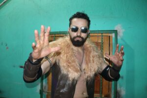 Formado en el CMLL, el gladiador asegura que puede ser técnico, rudo o aéreo, según lo exija el combate