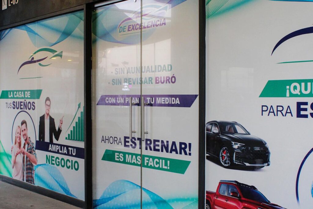 La empresa Grupo Automóviles de Excelencia RRM SA de CV enfrenta la denuncia por presunto fraude