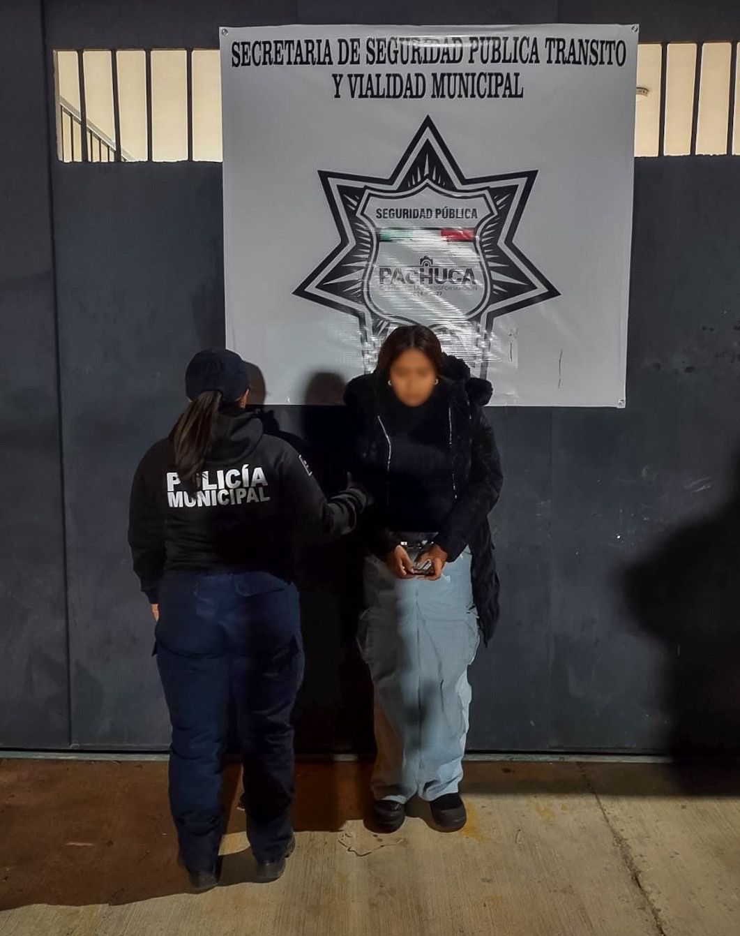 En el mismo operativo fue intervenida S.S.H., de 27 años, quien manifestó contar con 32 semanas de gestación