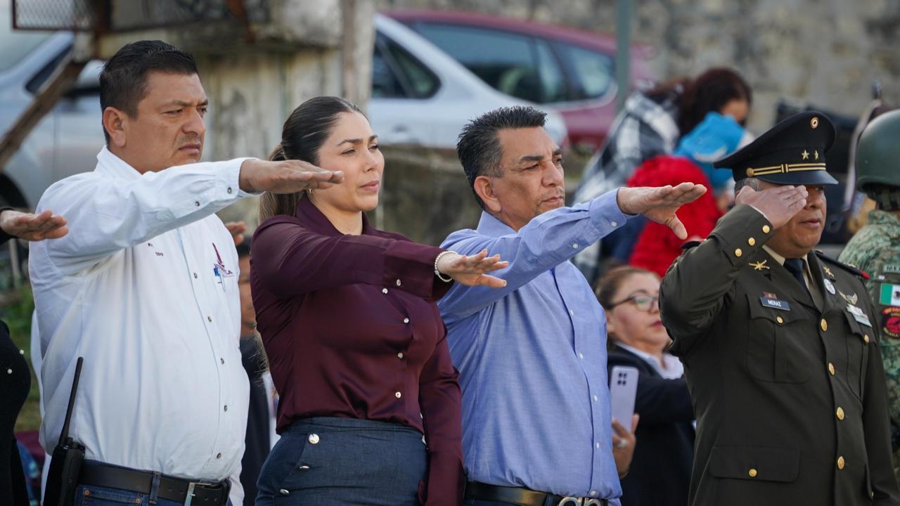Huejutla celebra el Día de la Bandera con ceremonia cívica