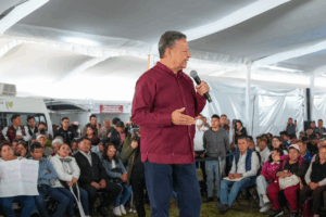 El gobernador señaló que mantener la paz en El Mexe es fundamental, ya que se trata de una zona donde operan tres instituciones educativas que requieren condiciones adecuadas para el desarrollo académico