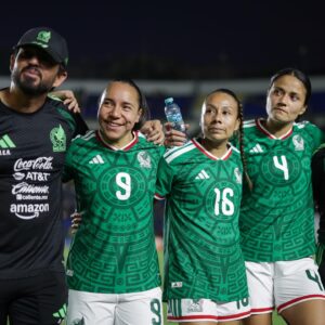 Pedro López mantiene la base de jugadoras de Pachuca en la selección