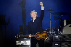 Paul McCartney lanza un nuevo álbum en mayo, 