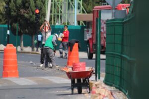 La valla busca garantizar la seguridad de los peatonesFoto: Juan Martínez