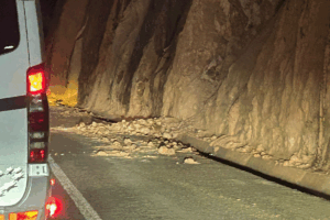 El desgajamiento de cerros es una preocupación de usuarios de la carreteraFoto: Jesús León