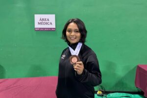 El oro es la meta para la karateka en la próxima Olimpiada Nacional.