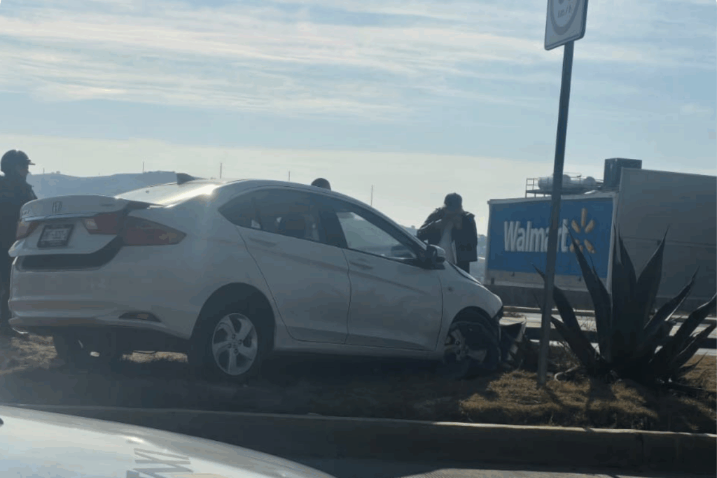 Accidente en el bulevar Colosio este miércoles 11 de marzo