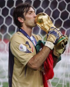 Gianluigi Buffon señala que la crisis de Italia viene desde hace dos décadas