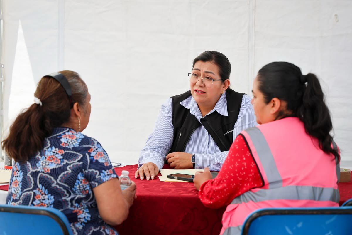 Vecinos de la colonia Cuauhtémoc participan activamente en la jornada de atención organizada por el ayuntamiento de Tlahuelilpan