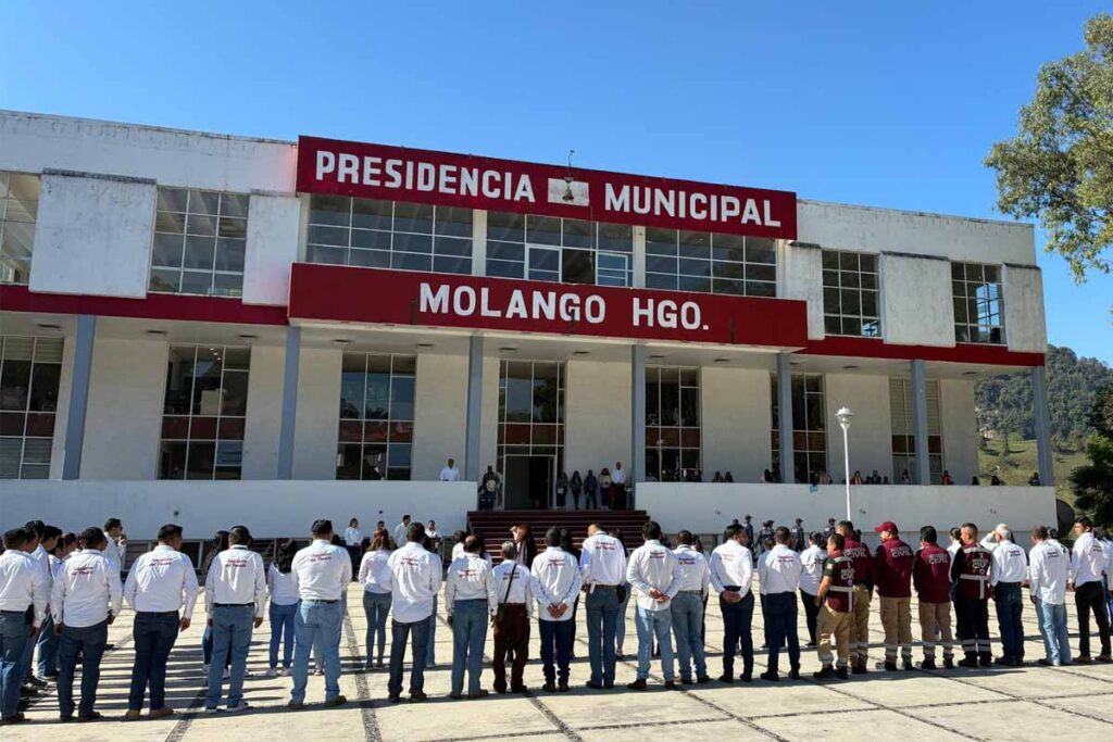Uno de los regidores de Molango declaró solo contar con el nivel primaria, y el síndico municipal con secundaria