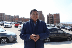 Autoridades estatales señalaron que algunos regidores en Hidalgo que trabajan como docentes lograron demostrar que imparten clases solo una o dos horas al día, lo que permitió acreditar la compatibilidad entre su cargo público y la actividad educativa.